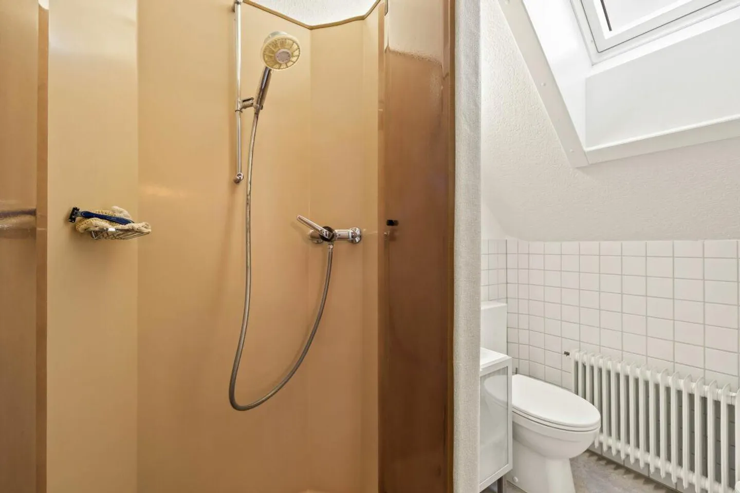 Zweifamilienhaus in Baden - Magischer Rückzugsort mit Mieteinnahmen - Foto 13 von 30