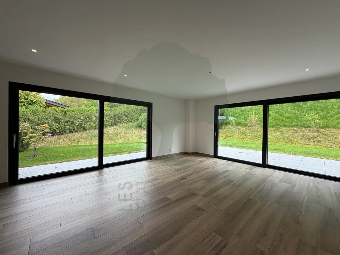 Magnifico appartamento di 3,5 stanze con giardino privato - Foto 4 di 21