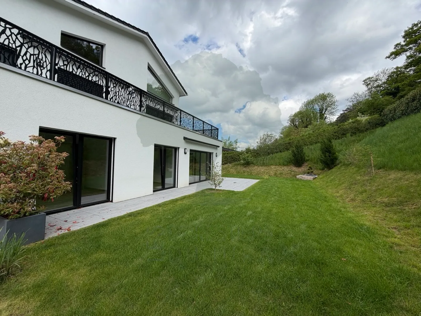 Magnifico appartamento di 3,5 stanze con giardino privato - Foto 6 di 21