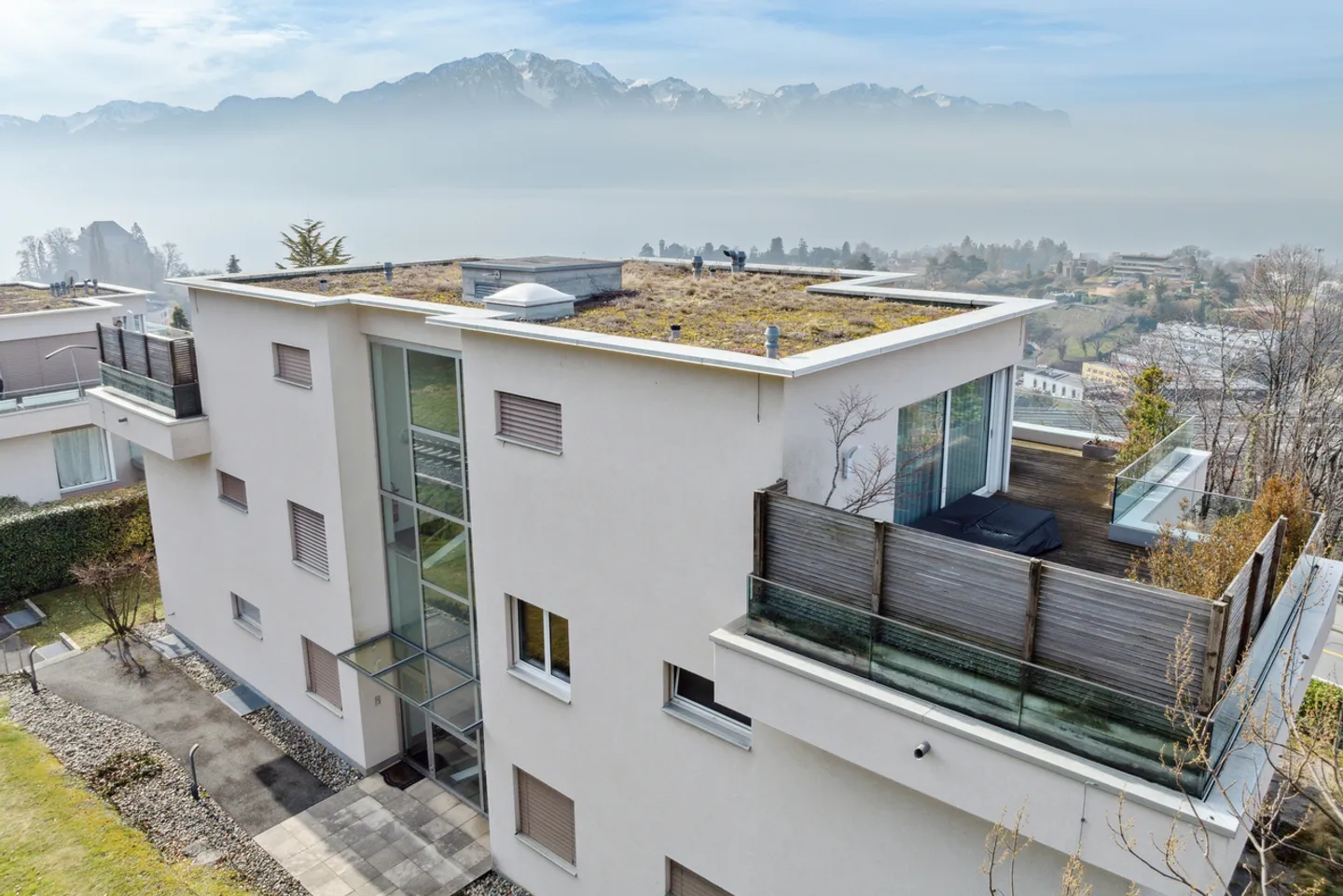 Geräumige Wohnung mit Balkonen und herrlicher Aussicht - Foto 12 von 14