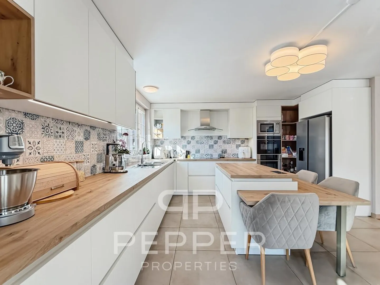 Spacious individual villa ideally located in the heart of Attalens - Photo 5 of 13