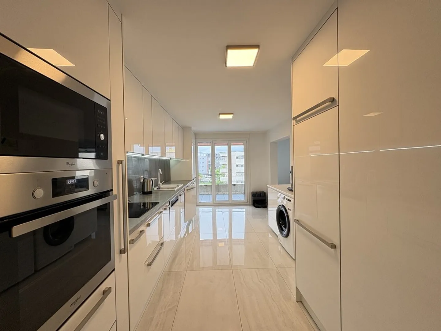 Appartement 4.5 pièces pour CHF 1'815.-/mois charges comprises - Photo 2 sur 8