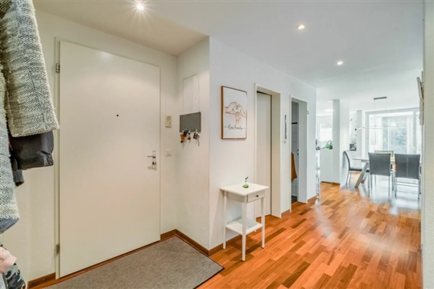 Appartement familial de 4,5 pièces avec jardin d'hiver - situé au calme, près du centre - Photo 5 sur 15