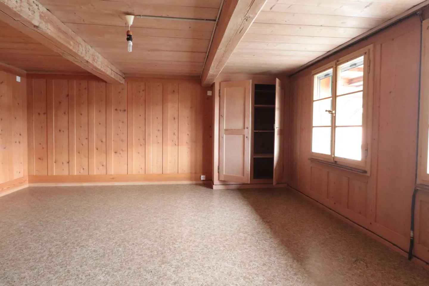 A Touch of Nostalgia and Plenty of Space for Living, Garden, Small Animals,... - Photo 9 of 16