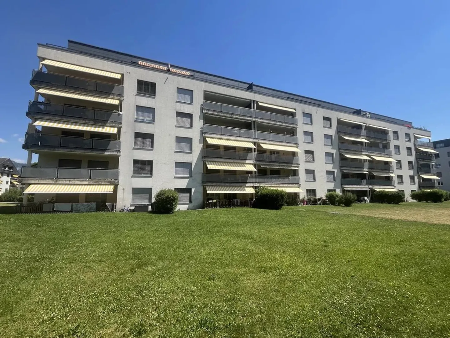 4.5 stanze al 1° piano - Foto 1 di 10