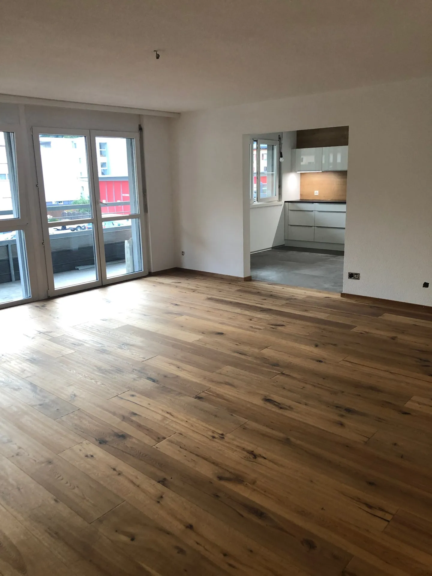 Grand appartement de 4,5 pièces au centre de Naters avec vue dégagée - Photo 4 sur 11