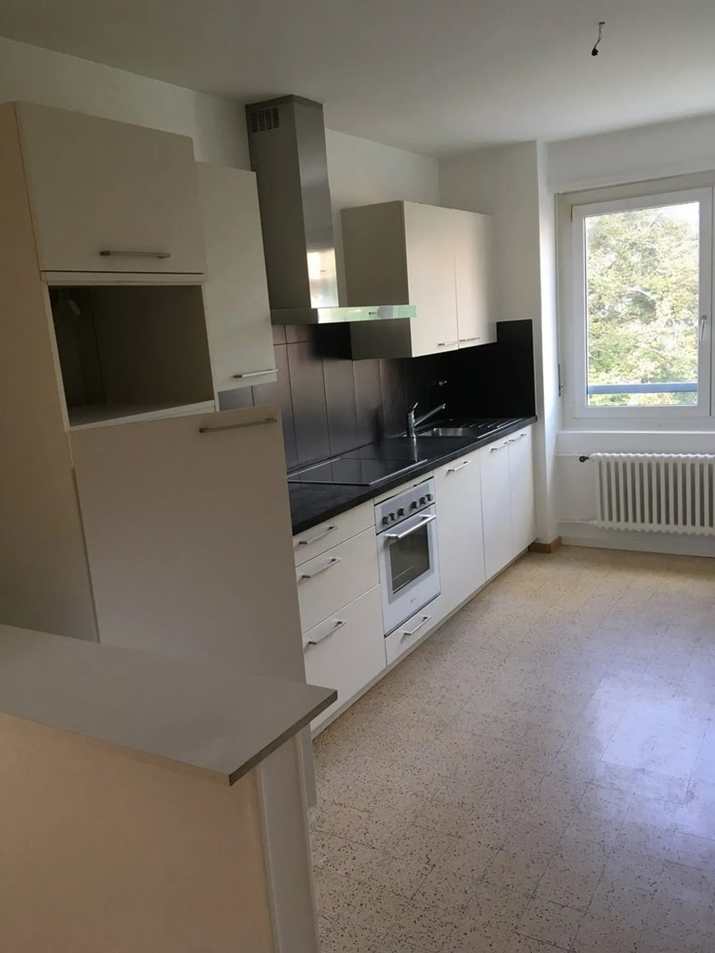 Joli Appartement avec Balcon - Photo 2 sur 8