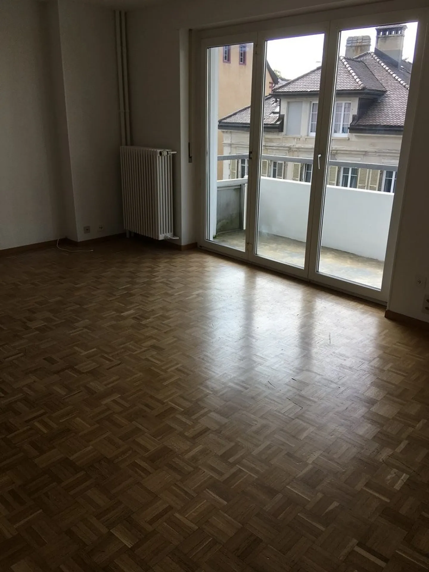 Joli Appartement avec Balcon - Photo 3 sur 8