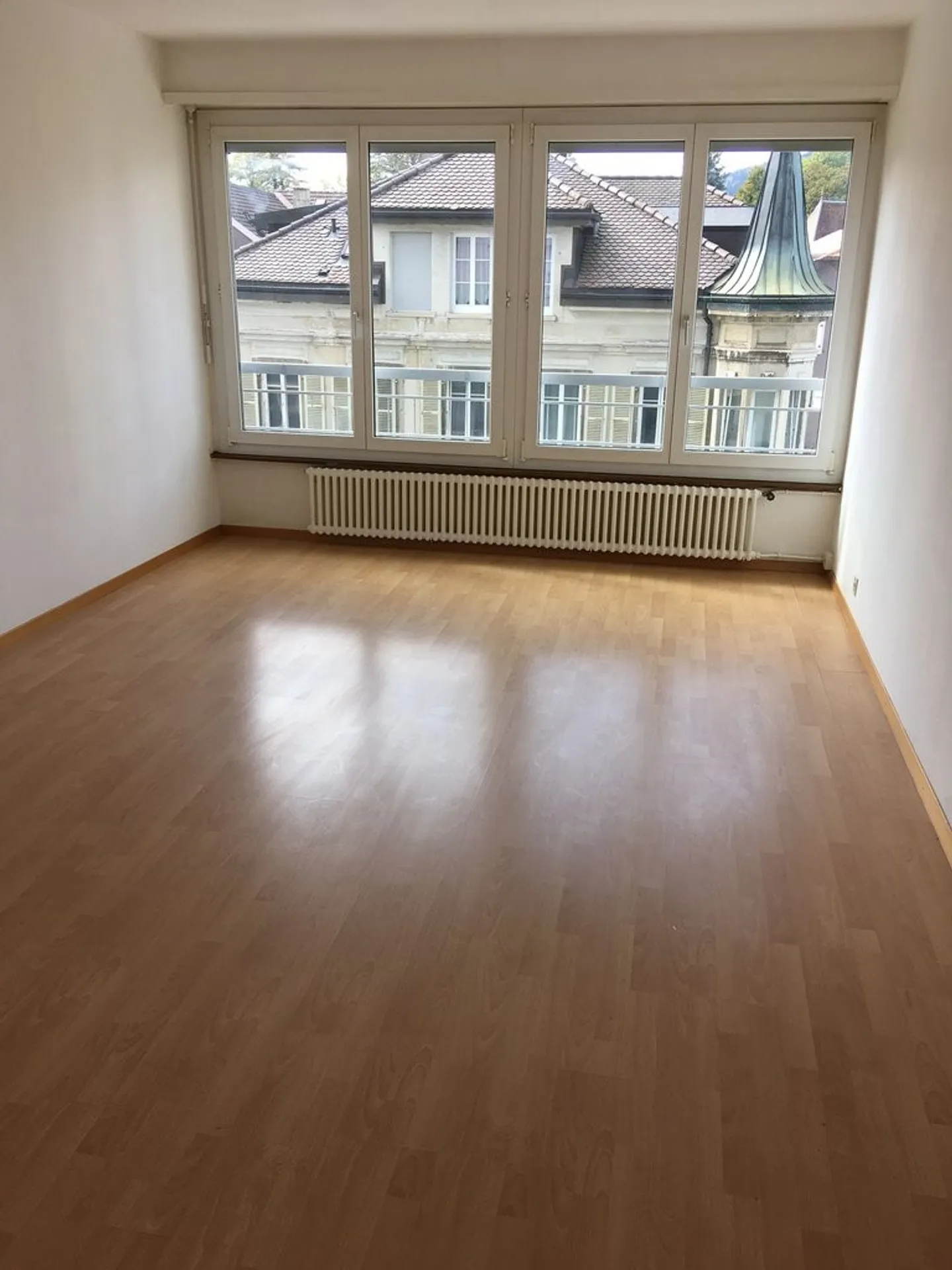 Joli Appartement avec Balcon - Photo 6 sur 8