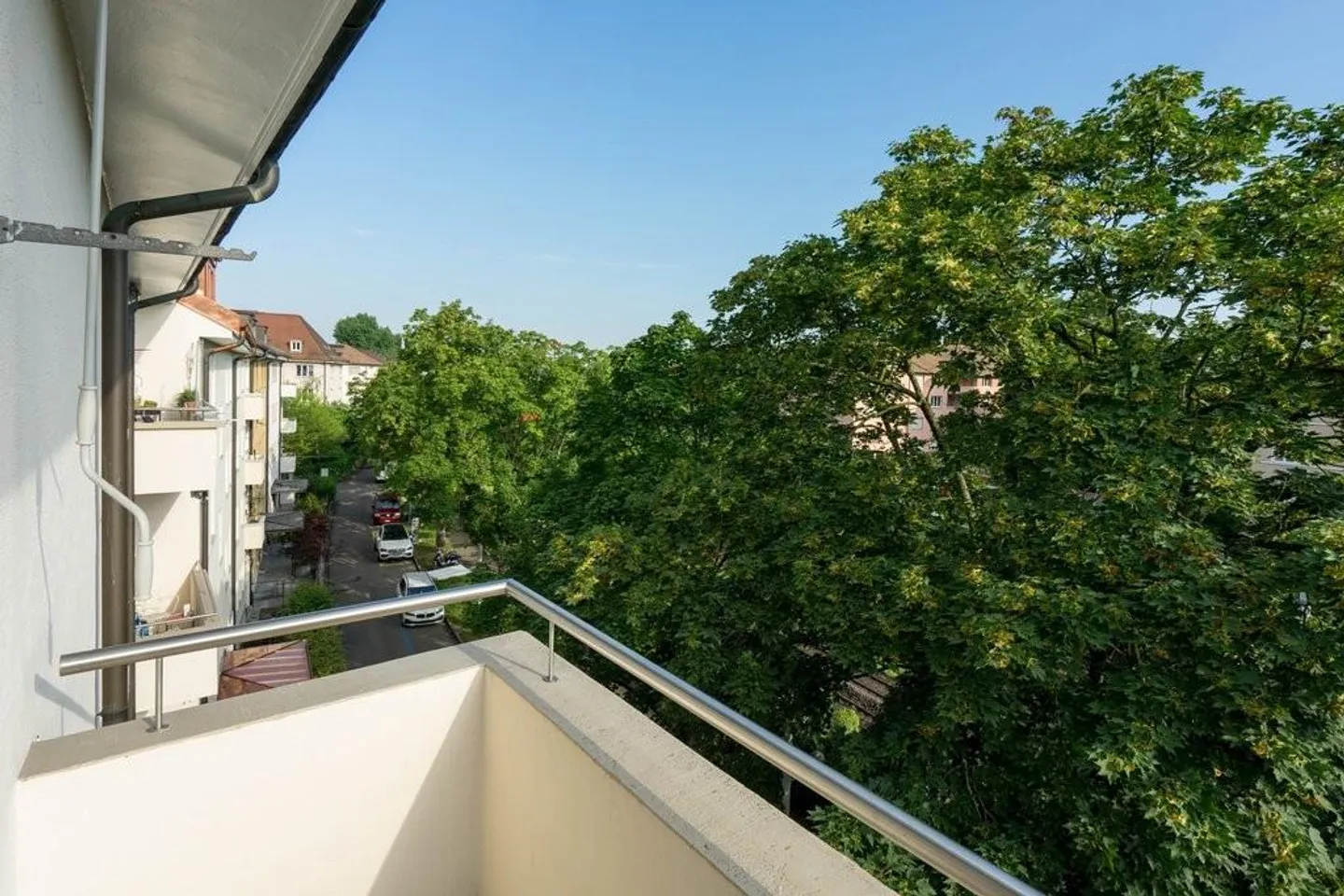 Charmante Wohnung in idealer Lage mit Balkon und Waschtrockner - Foto 4 von 6