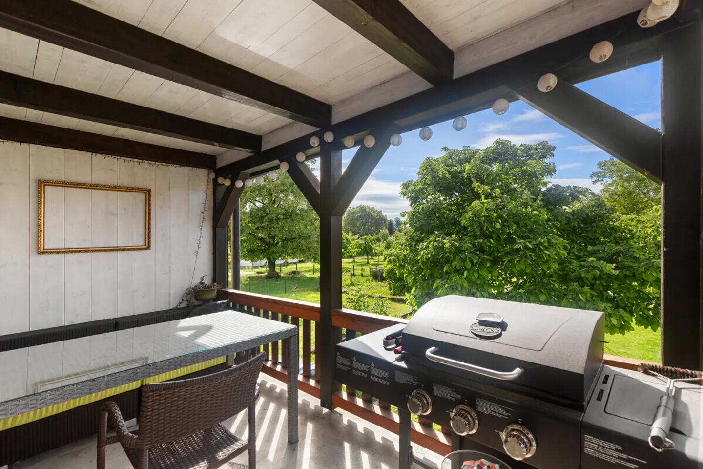 Casa in legno autentica con idillio da giardino - Foto 10 di 11