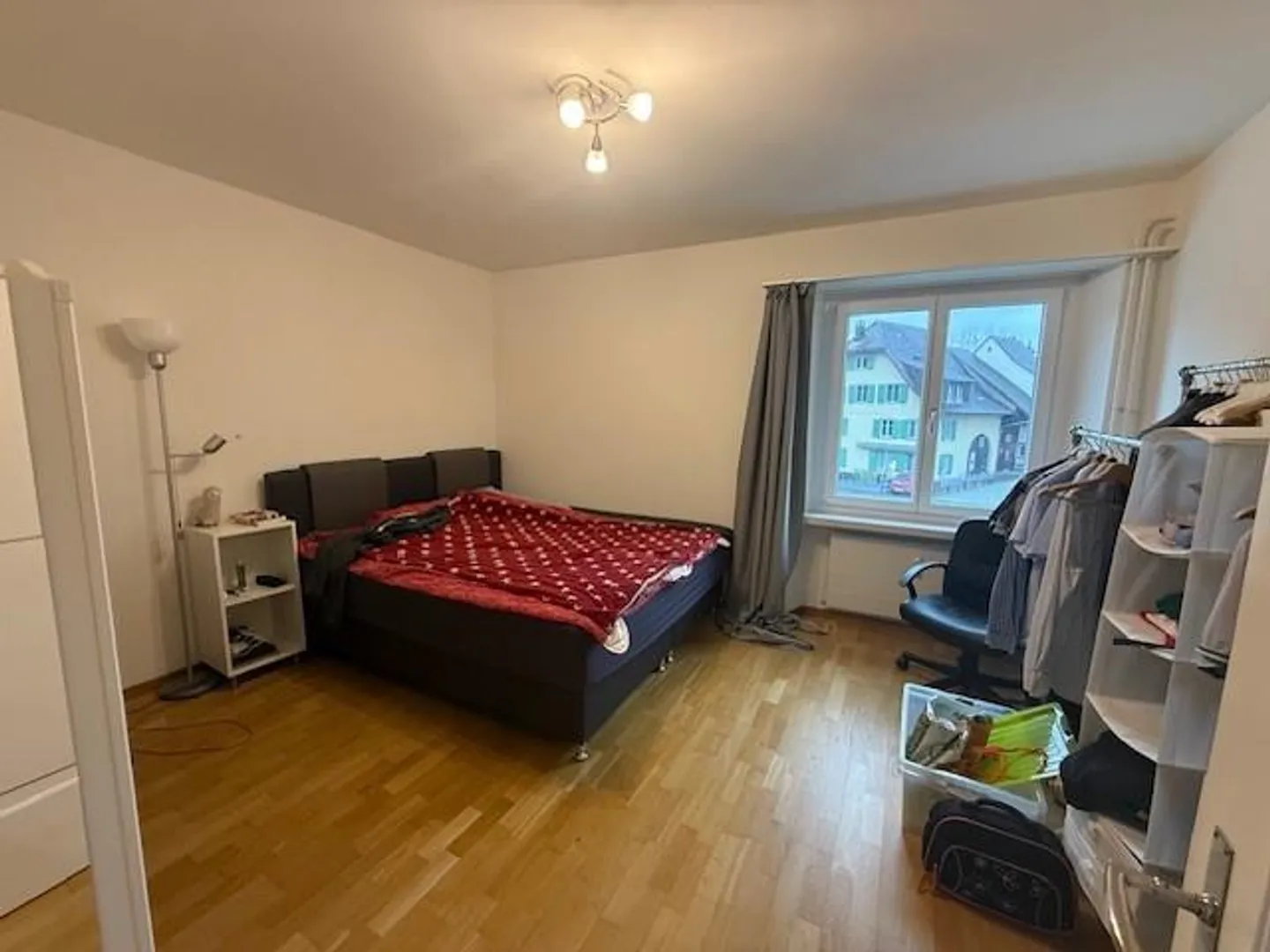 Appartamento affascinante con 2.5 stanze in posizione centrale a Sissach - Foto 8 di 9