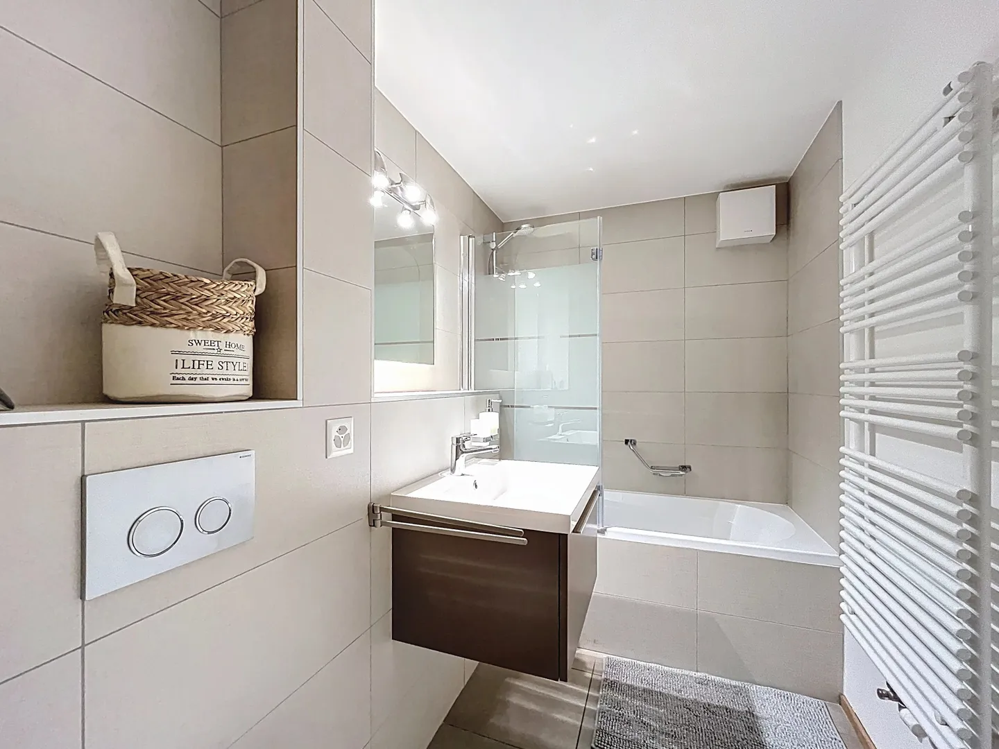 Stylish Villa with Pool - Photo 12 of 12