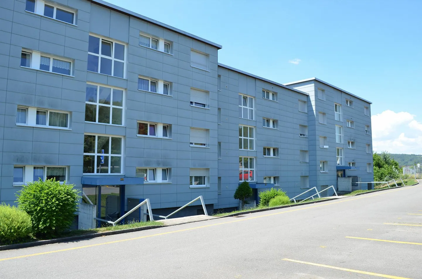 Développement de 5 maisons multifamiliales avec potentiel - Photo 2 sur 9