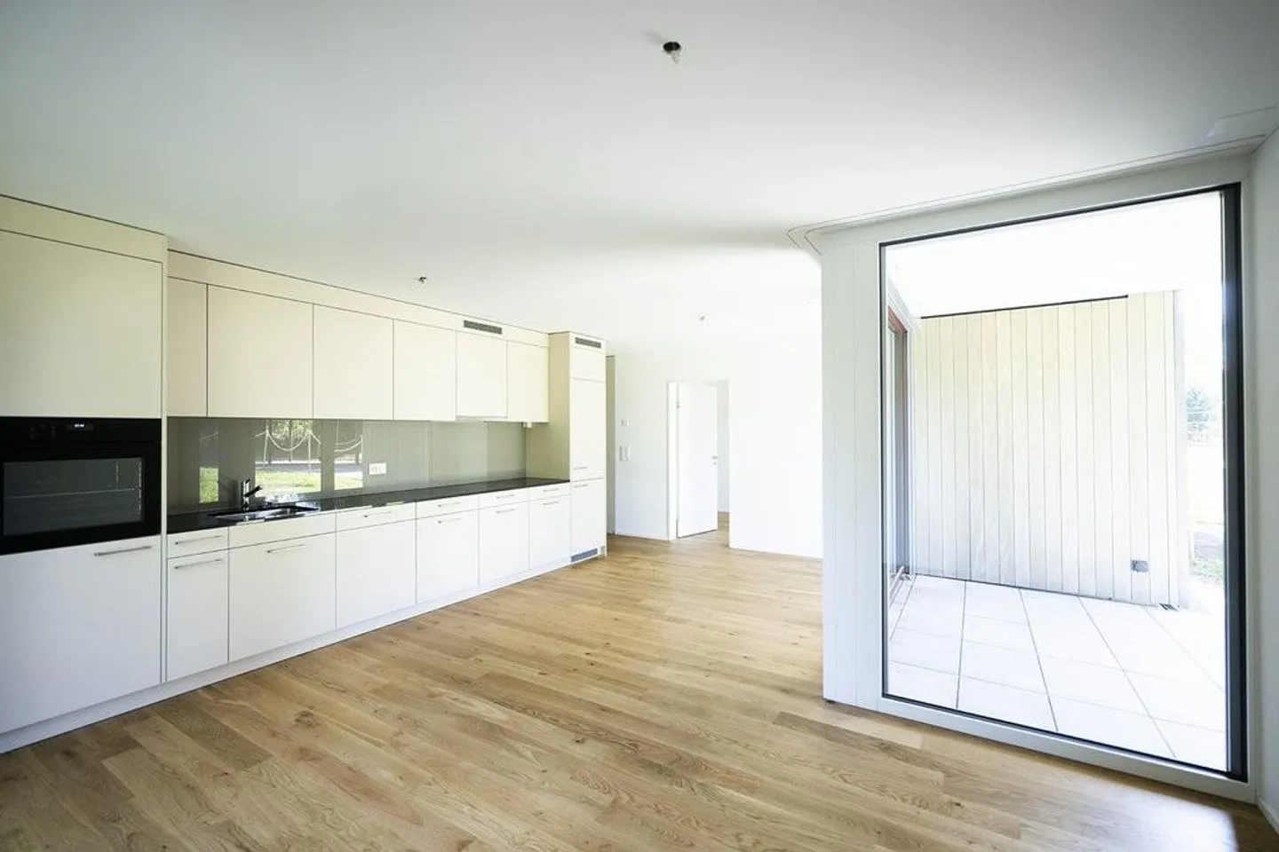 Il tuo paradiso verde a Deitingen - Foto 2 di 10