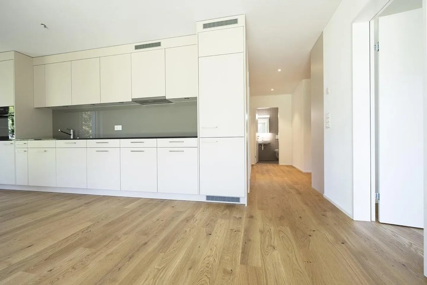 Il tuo paradiso verde a Deitingen - Foto 4 di 10