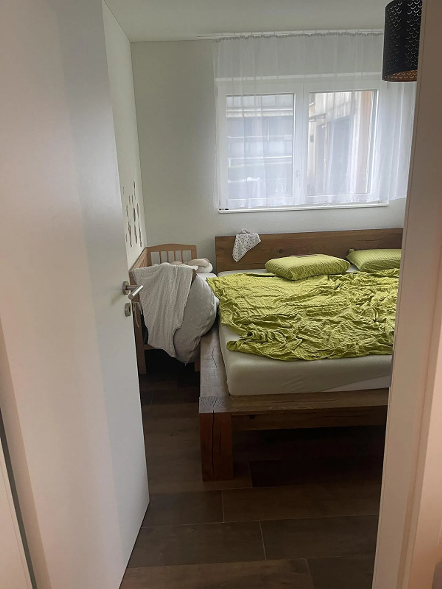 Appartement de jardin moderne 2.5 pièces avec grand espace de jardin à Fällan - Photo 1 sur 9