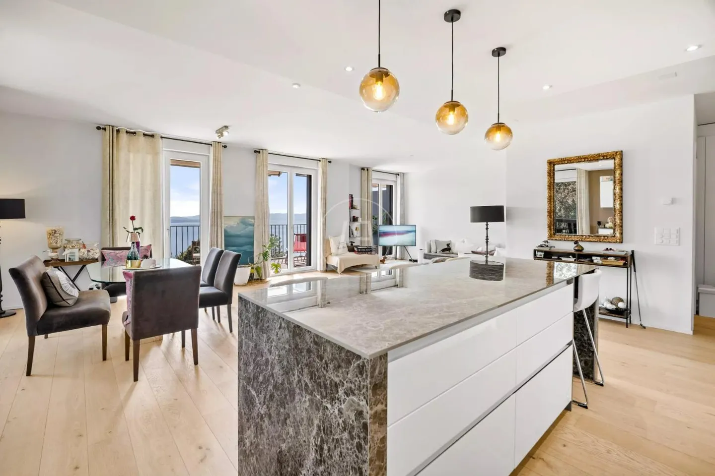 Elegantes Apartment mit Seeblick - Foto 5 von 13