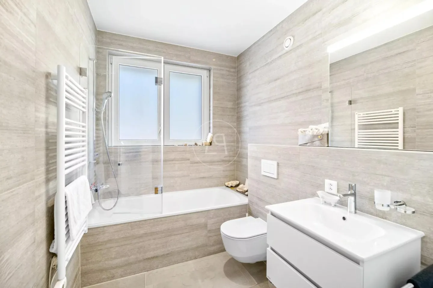 Elegantes Apartment mit Seeblick - Foto 11 von 13