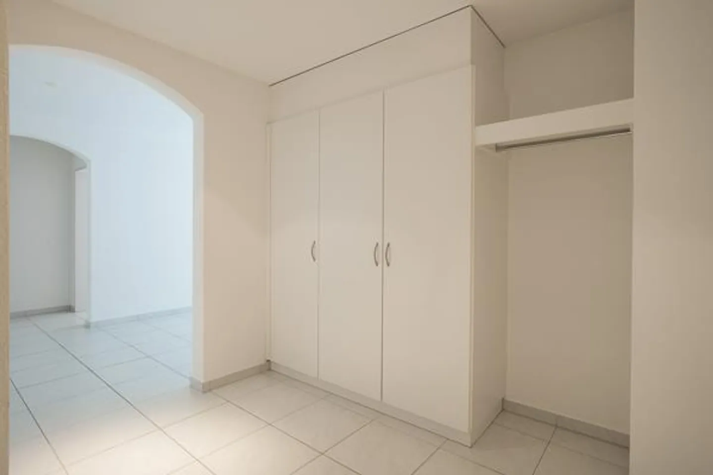 Geräumige Wohnung mit Balkon - Foto 9 von 10