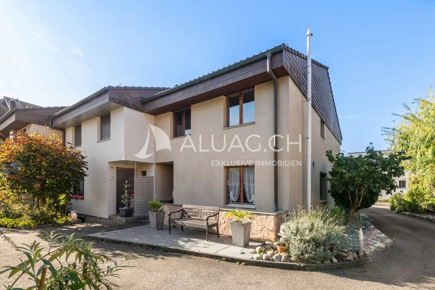 IDYLLE MIT GARTEN IM ZENTRUM VON LENGNAU - Photo 2 sur 8