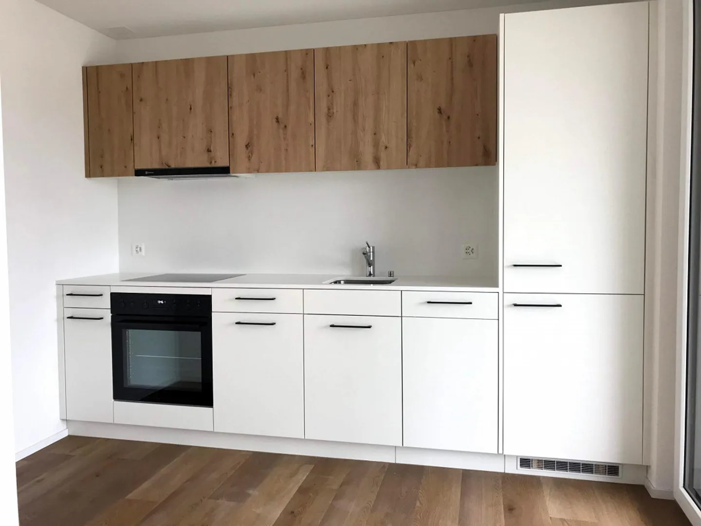 Appartamento singolo in standard di proprietà in una posizione centrale - Foto 1 di 9