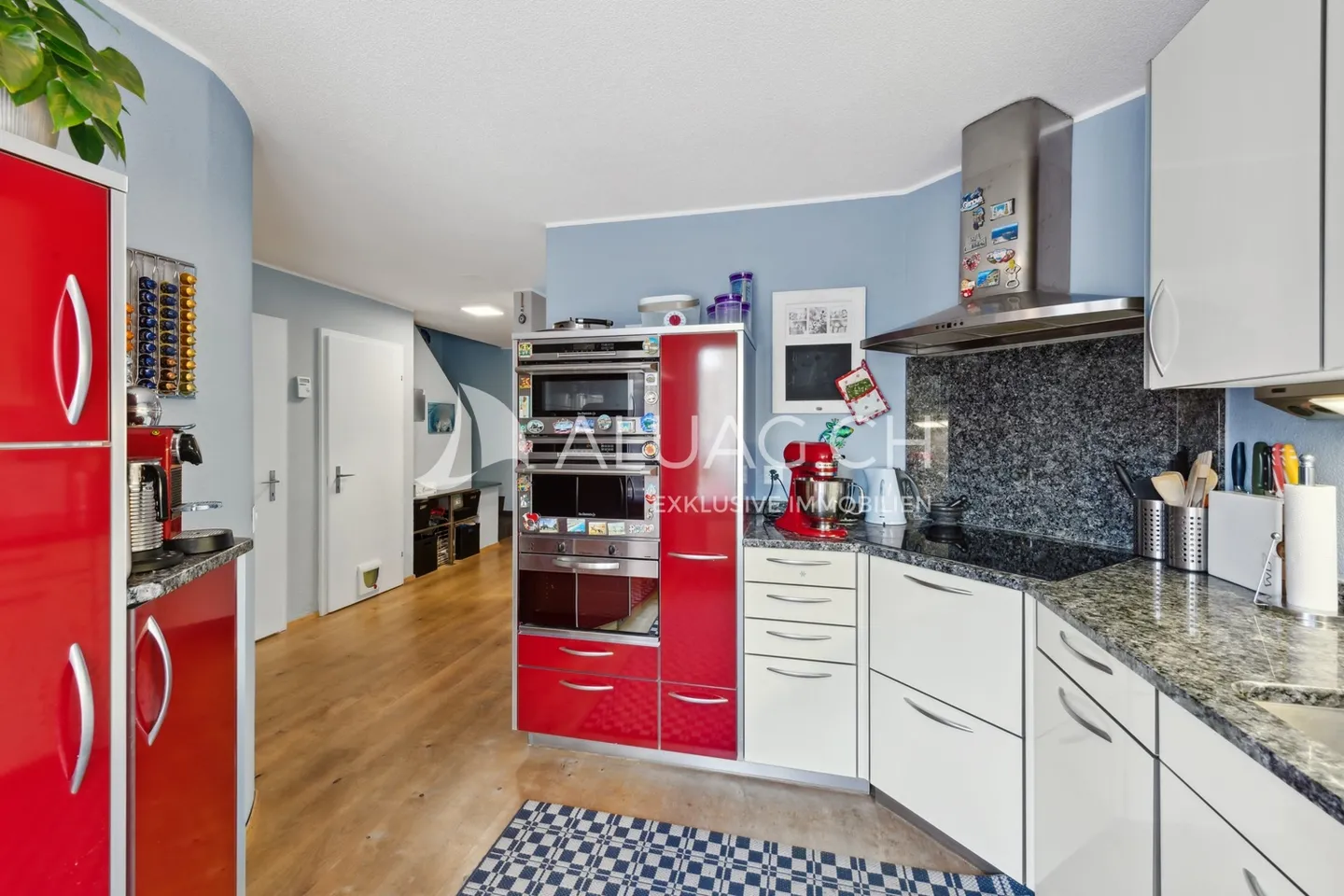 IDYLLE MIT GARTEN IM ZENTRUM VON LENGNAU - Photo 5 sur 8