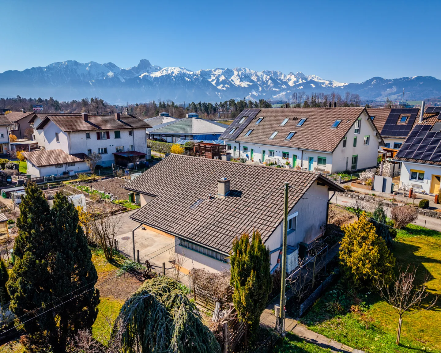 Rooms for Dreams - Detached, Sunny and with Potential - Photo 1 of 10