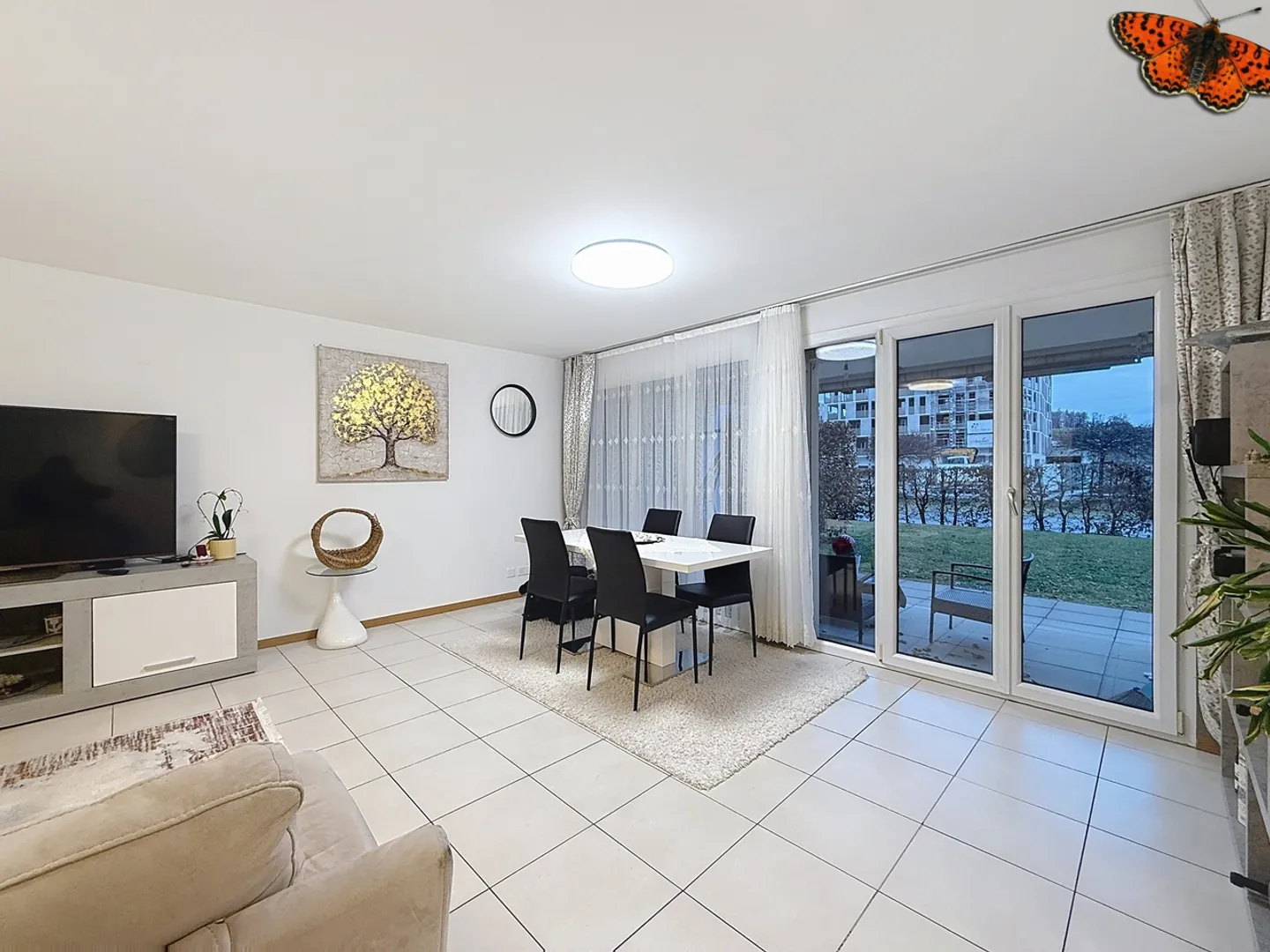 Apartment for rent - Photo 2 of 10