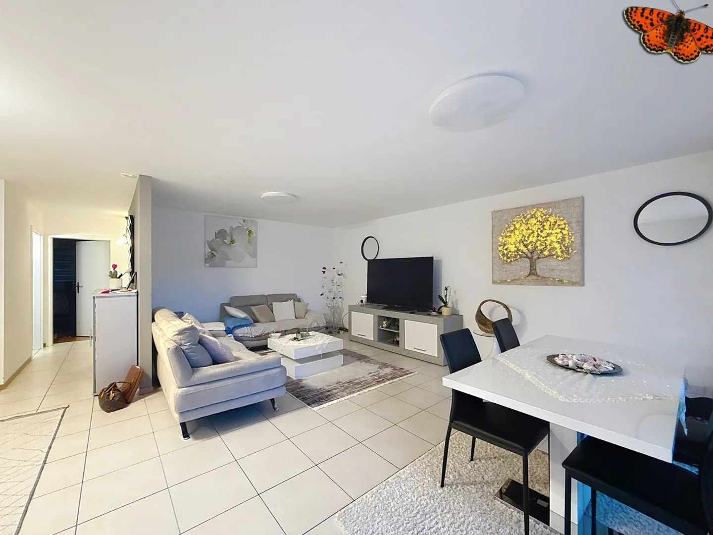 Apartment for rent - Photo 3 of 10