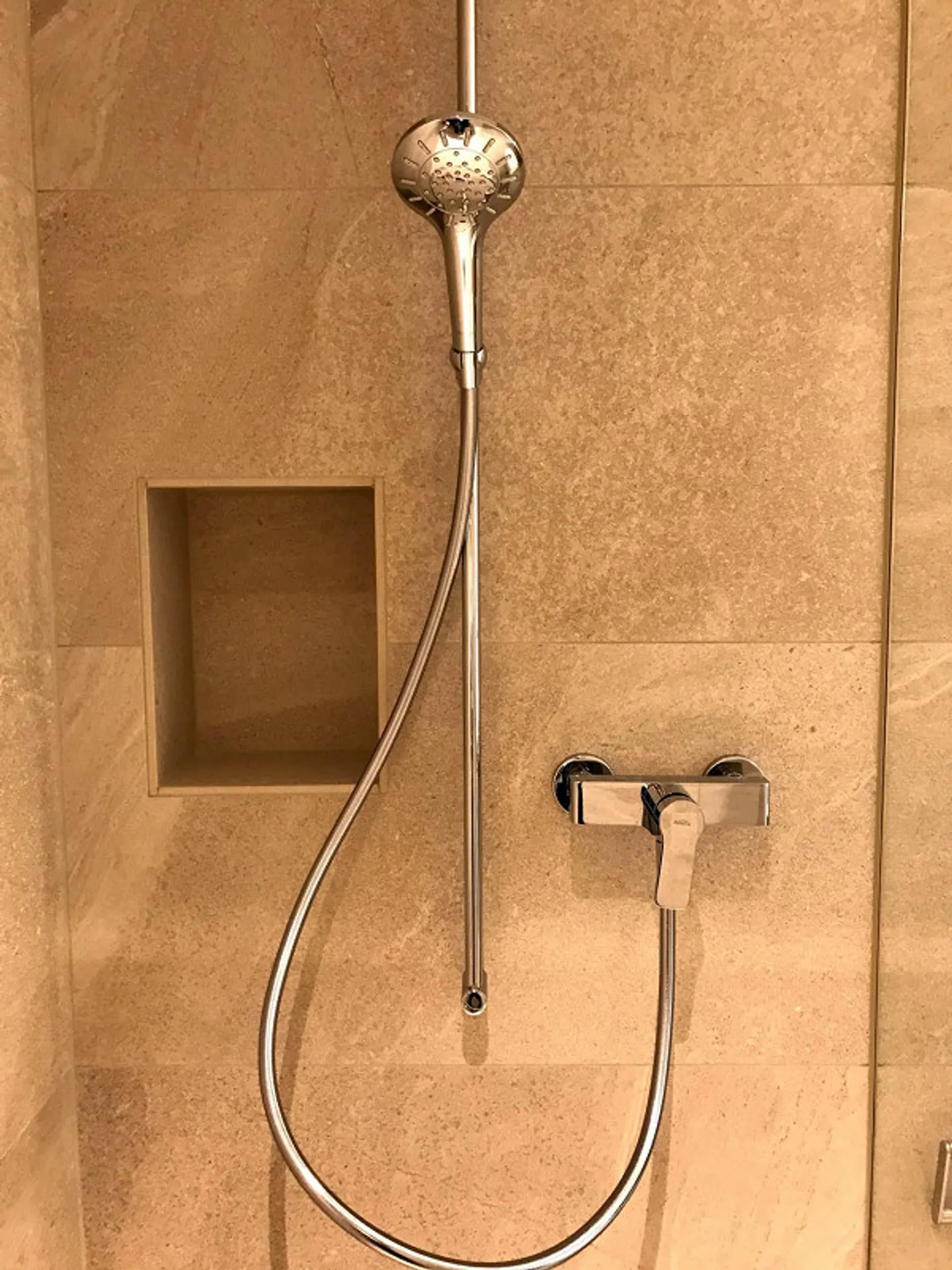 Appartamento singolo in standard di proprietà in una posizione centrale - Foto 6 di 9