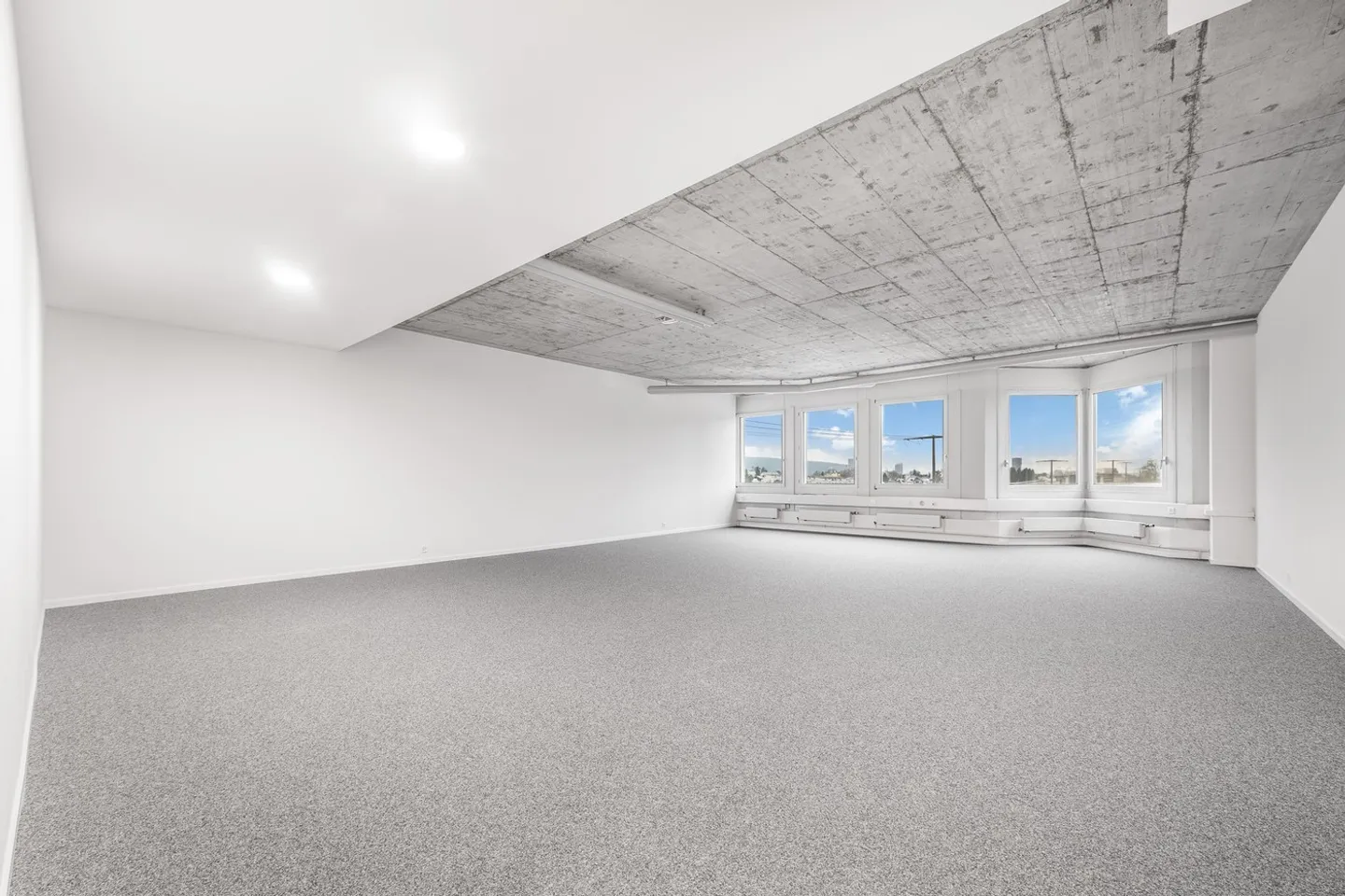 Modernes Büro in Dübendorf - Foto 2 von 12