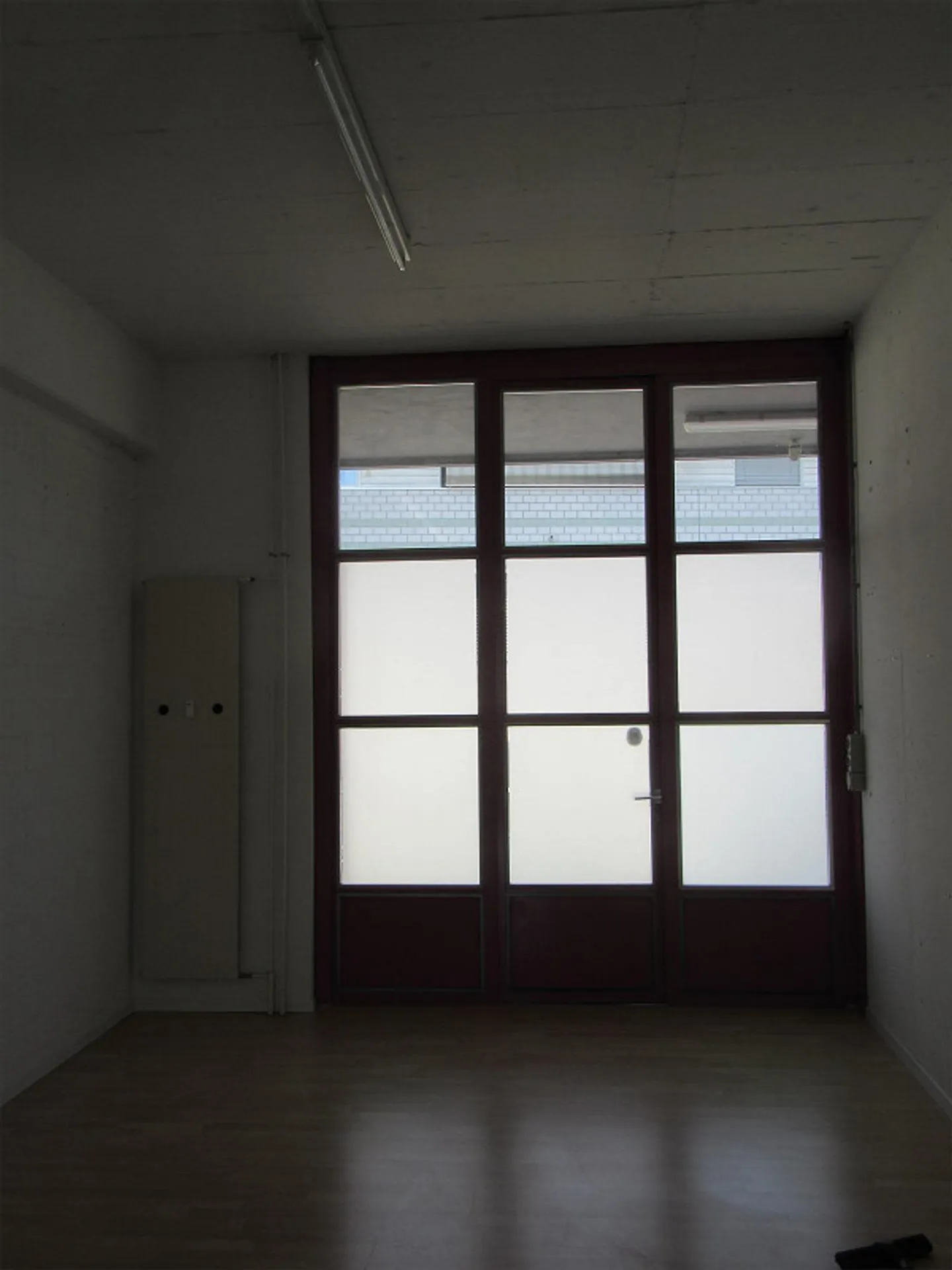 Salle polyvalente 90 m2 - Photo 2 sur 4