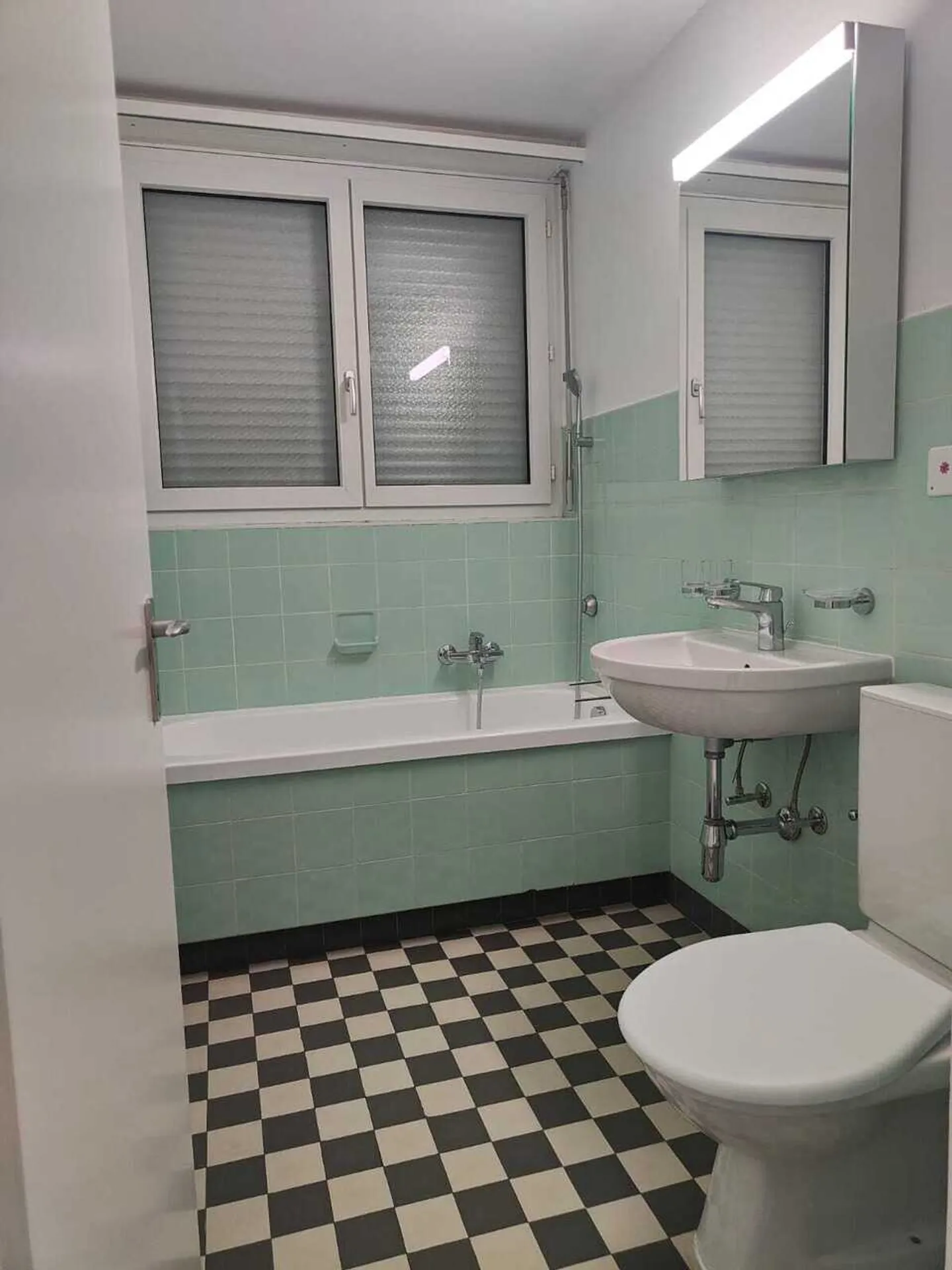 Rental apartment with 3 rooms on the 1st floor - Photo 7 of 10