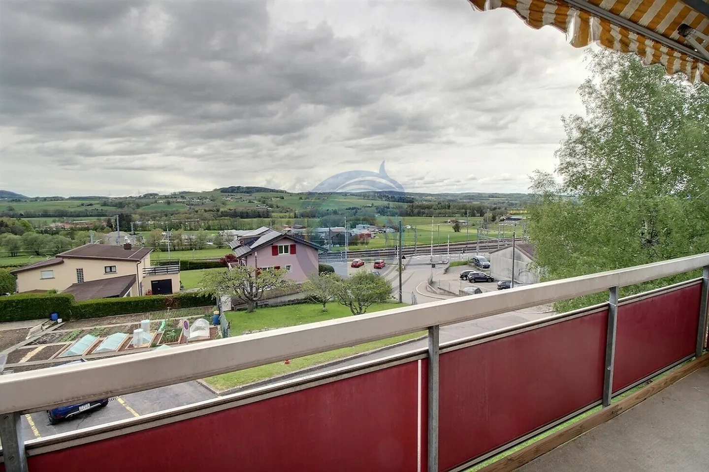 APPARTAMENTO DI 3,5 LOCALI VICINO ALLA STAZIONE CFF DI PALÉZIEUX - Foto 10 di 11