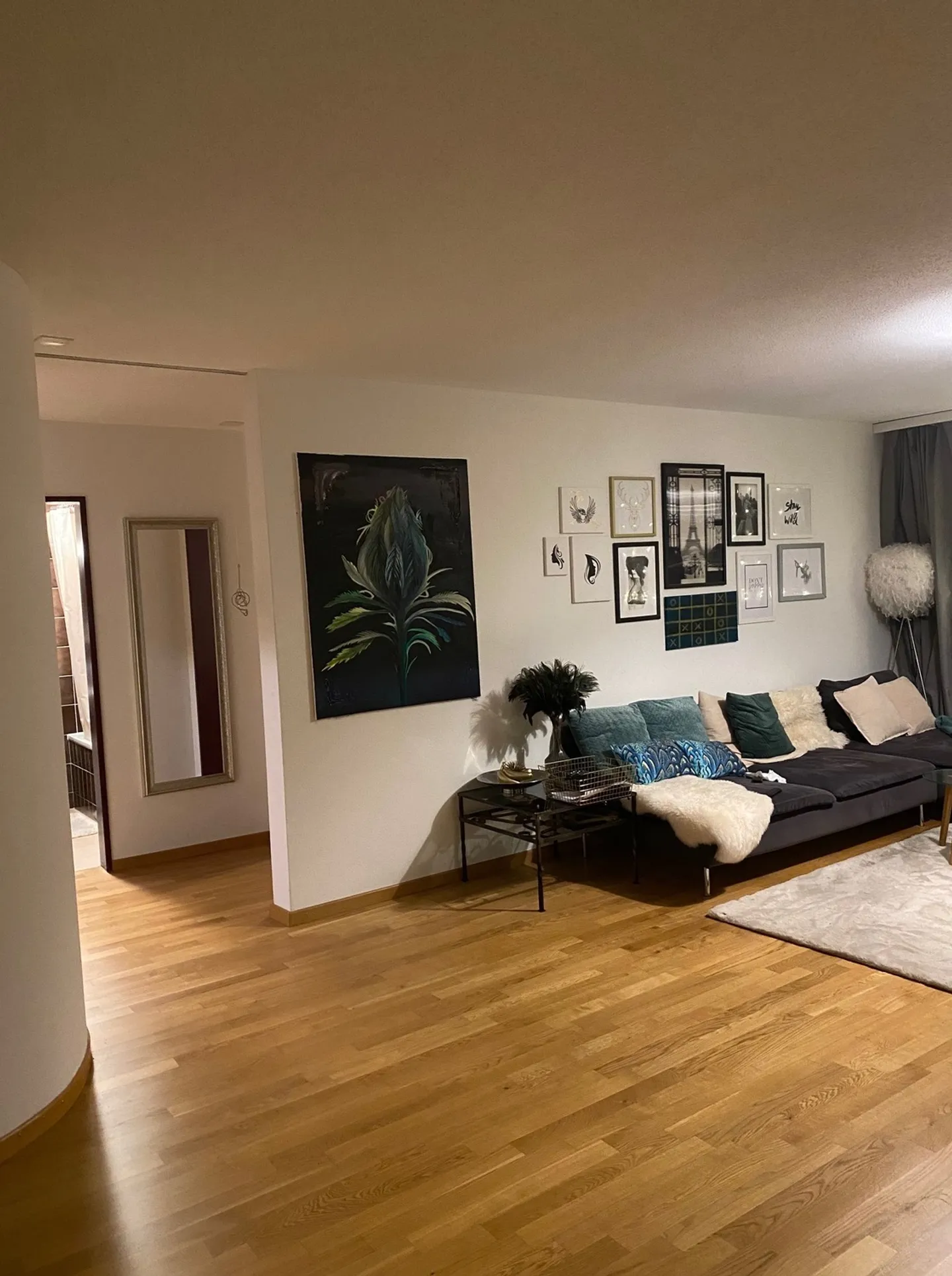 Appartement spacieux avec balcon - Photo 3 sur 10