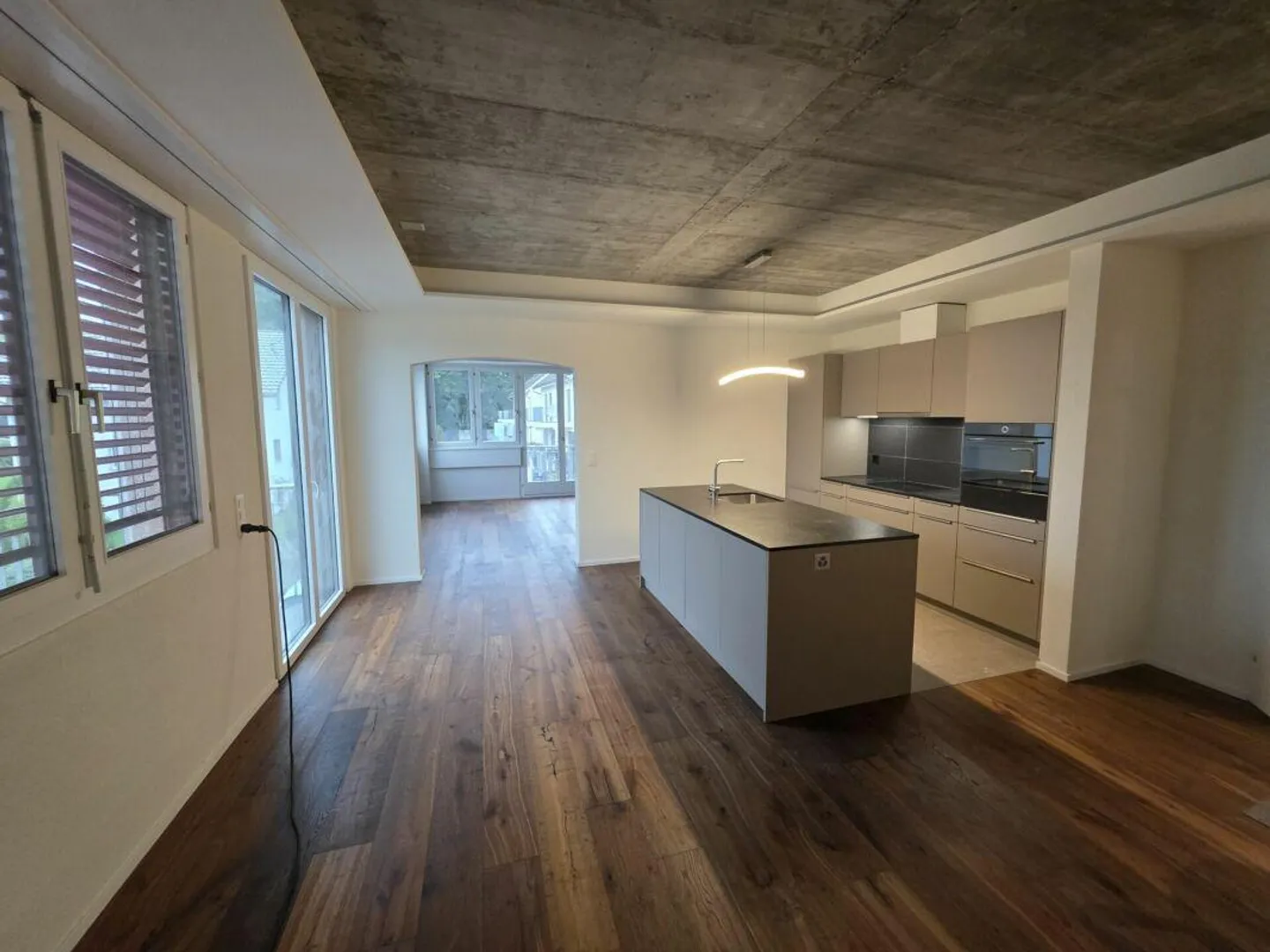 Traumhafte renovierte 4.5 Zimmer-Wohnung (120 m2) - Foto 1 von 15