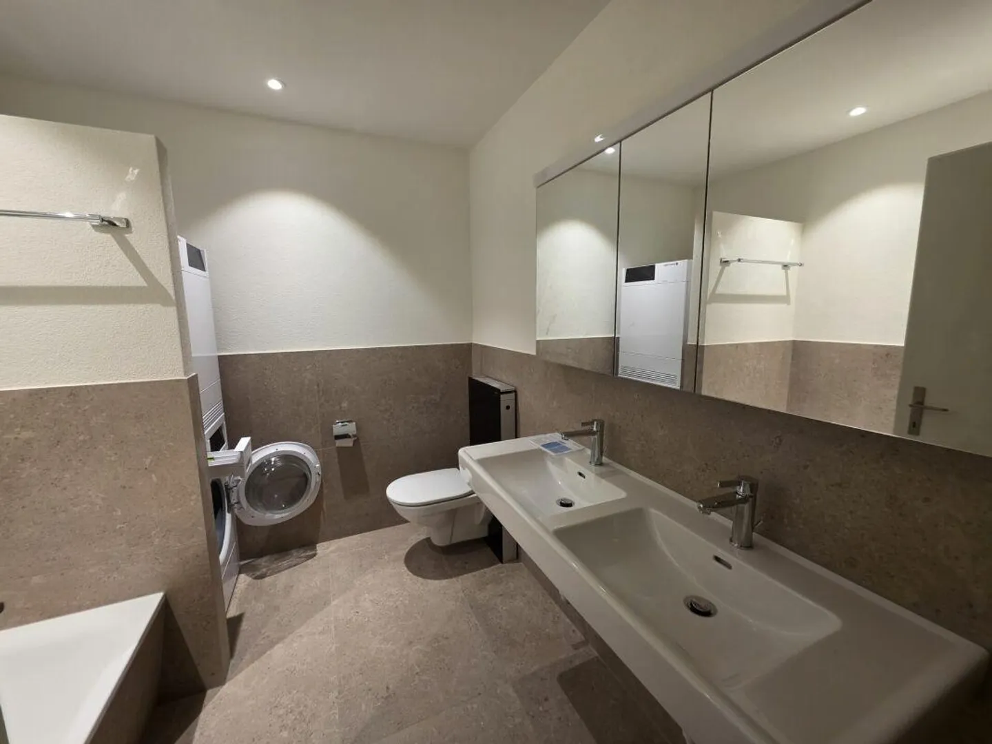 Traumhafte renovierte 4.5 Zimmer-Wohnung (120 m2) - Foto 6 von 15