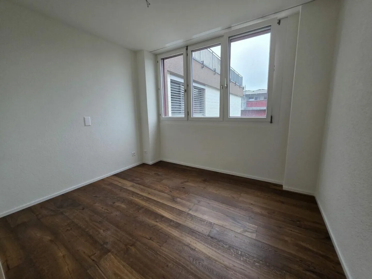 Traumhafte renovierte 4.5 Zimmer-Wohnung (120 m2) - Foto 11 von 15