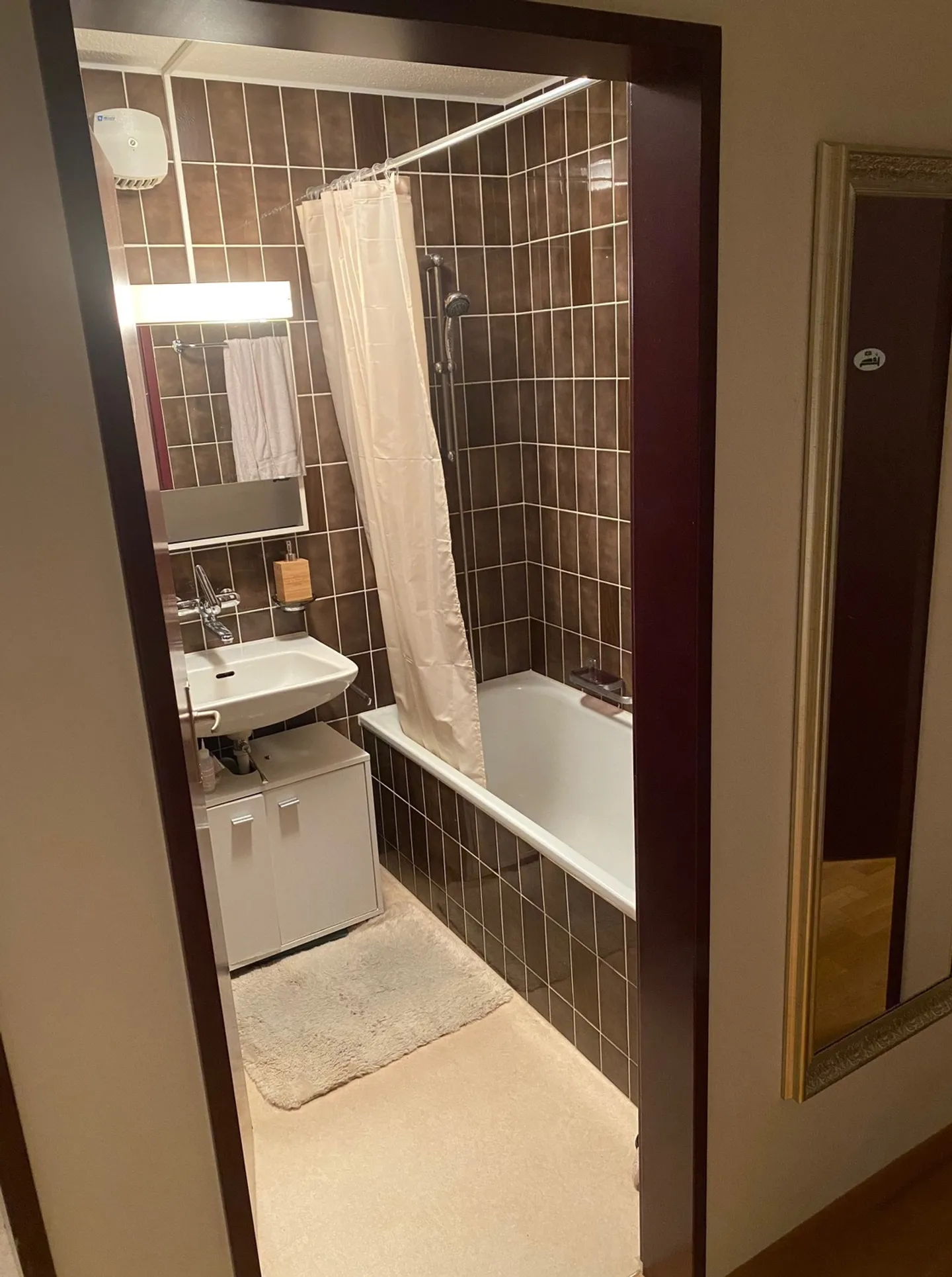 Appartement spacieux avec balcon - Photo 9 sur 10