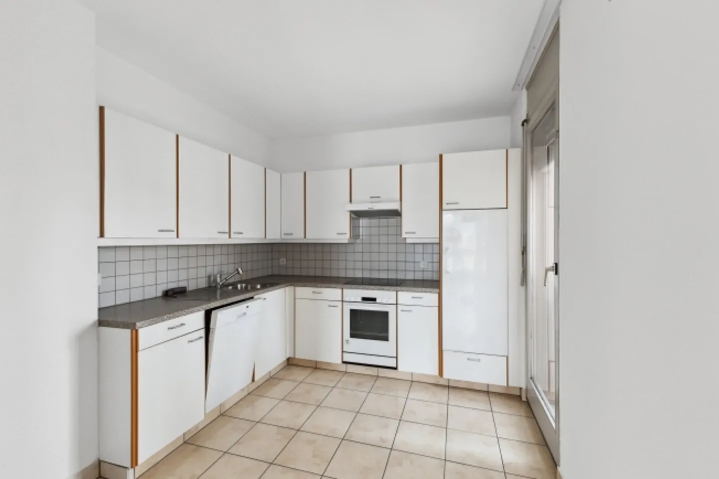 «Spazioso appartamento di 5.5 locali» - Foto 3 di 9