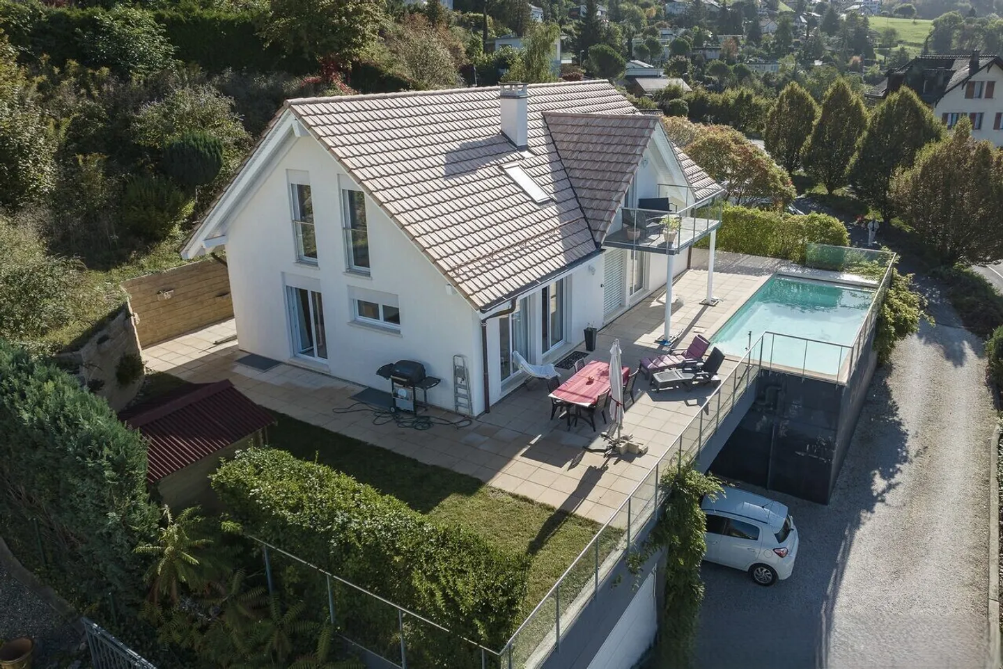Moderne Einzelvilla mit Pool und atemberaubendem Blick! - Foto 1 von 21
