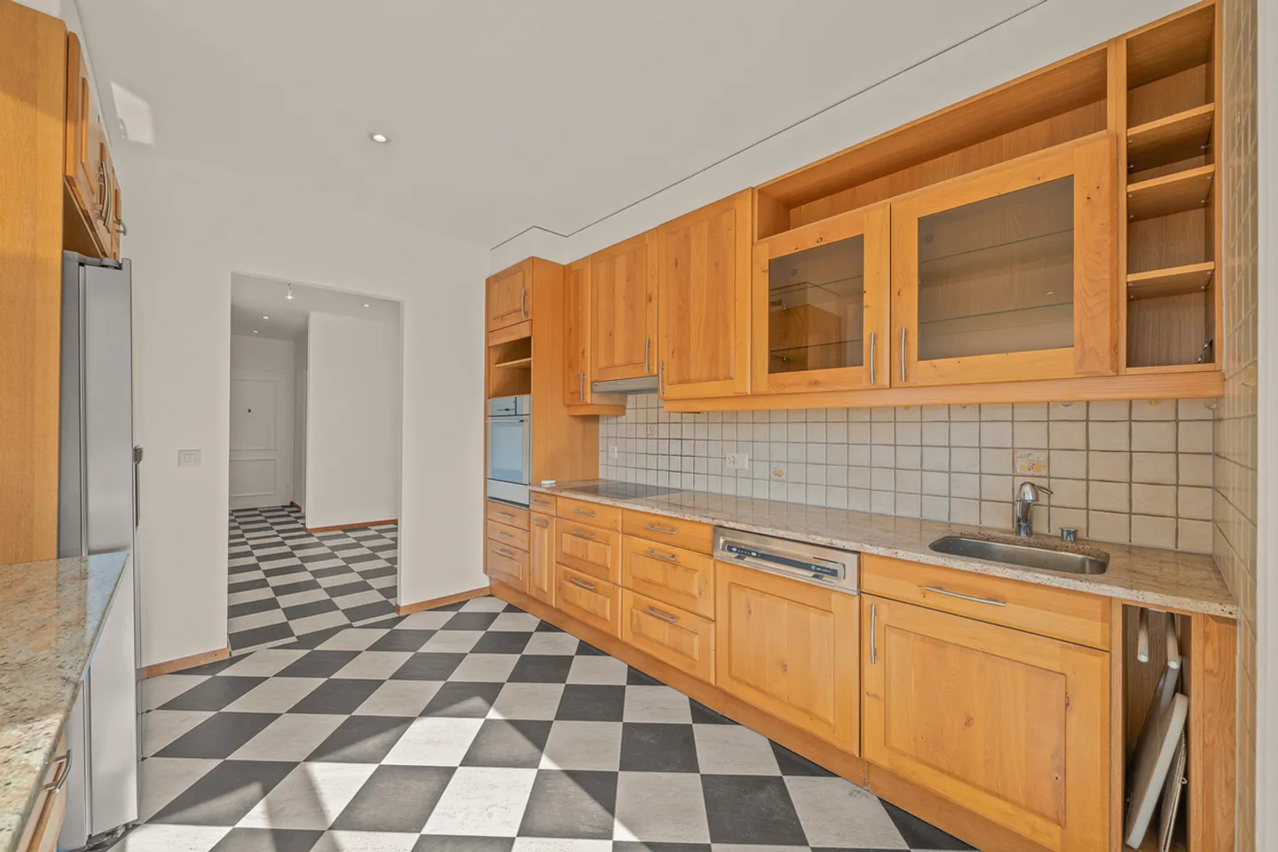 Appartamento PPE - Foto 7 di 16