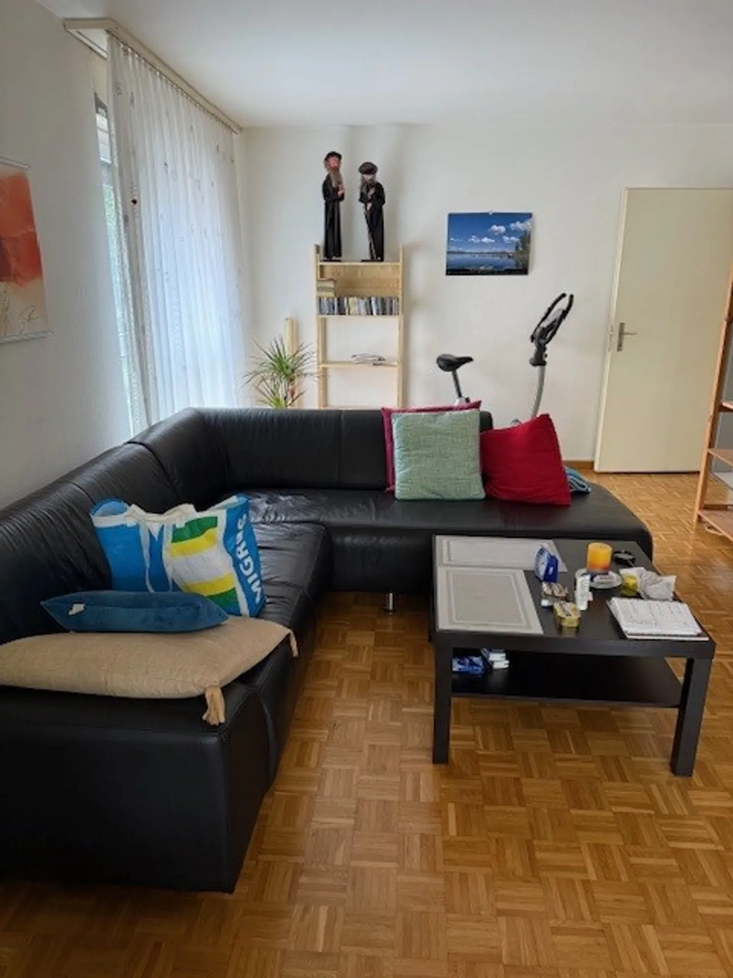 Beautiful and affordable old apartment - Photo 3 of 6