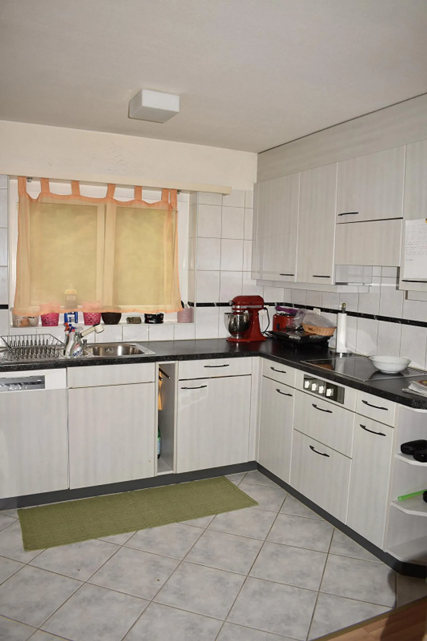 4.5-room apartment with balcony and panoramic view in Laax - Photo 6 of 24