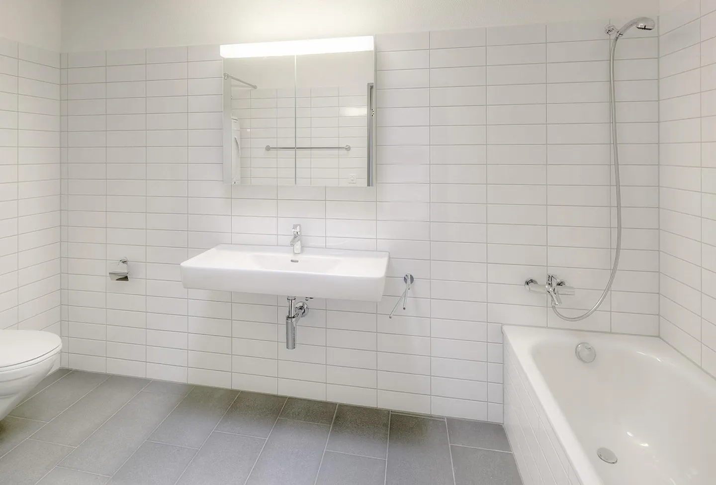 RENT WITHOUT DEPOSIT - A Feel-Good Oasis! - Photo 4 of 6