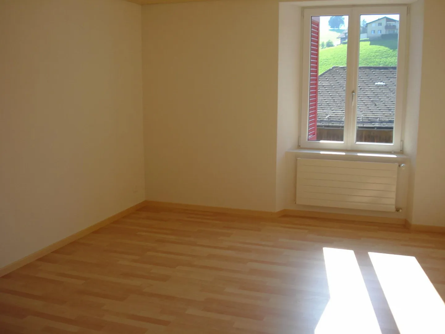 Bright 4.5 Room Apartment with Balcony and View 2nd Floor - Photo 2 of 11