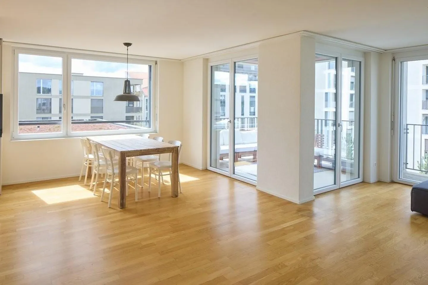 AFFITTARE SENZA CAUZIONE - vivere modernamente in una posizione comoda - Foto 5 di 11