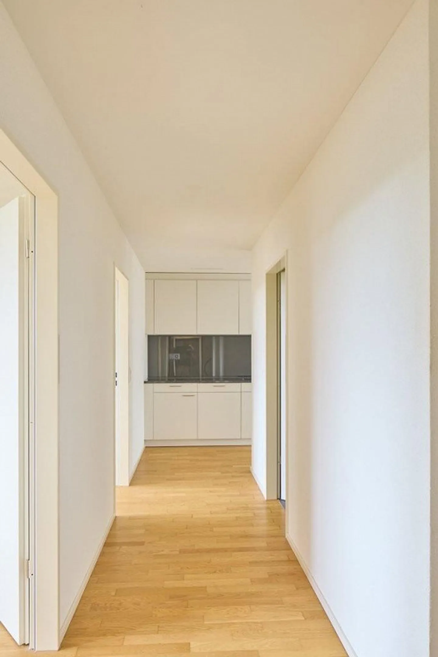 AFFITTARE SENZA CAUZIONE - vivere modernamente in una posizione comoda - Foto 9 di 11