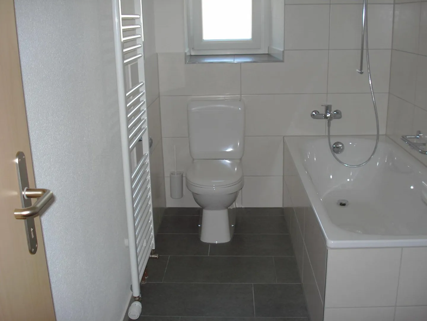 Bright 4.5 Room Apartment with Balcony and View 2nd Floor - Photo 10 of 11